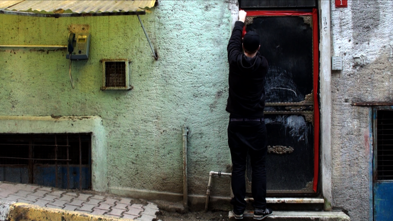 Red Tape (Don't go into Tarlabasi), 2010, HD Video, 07'09", Still from video
